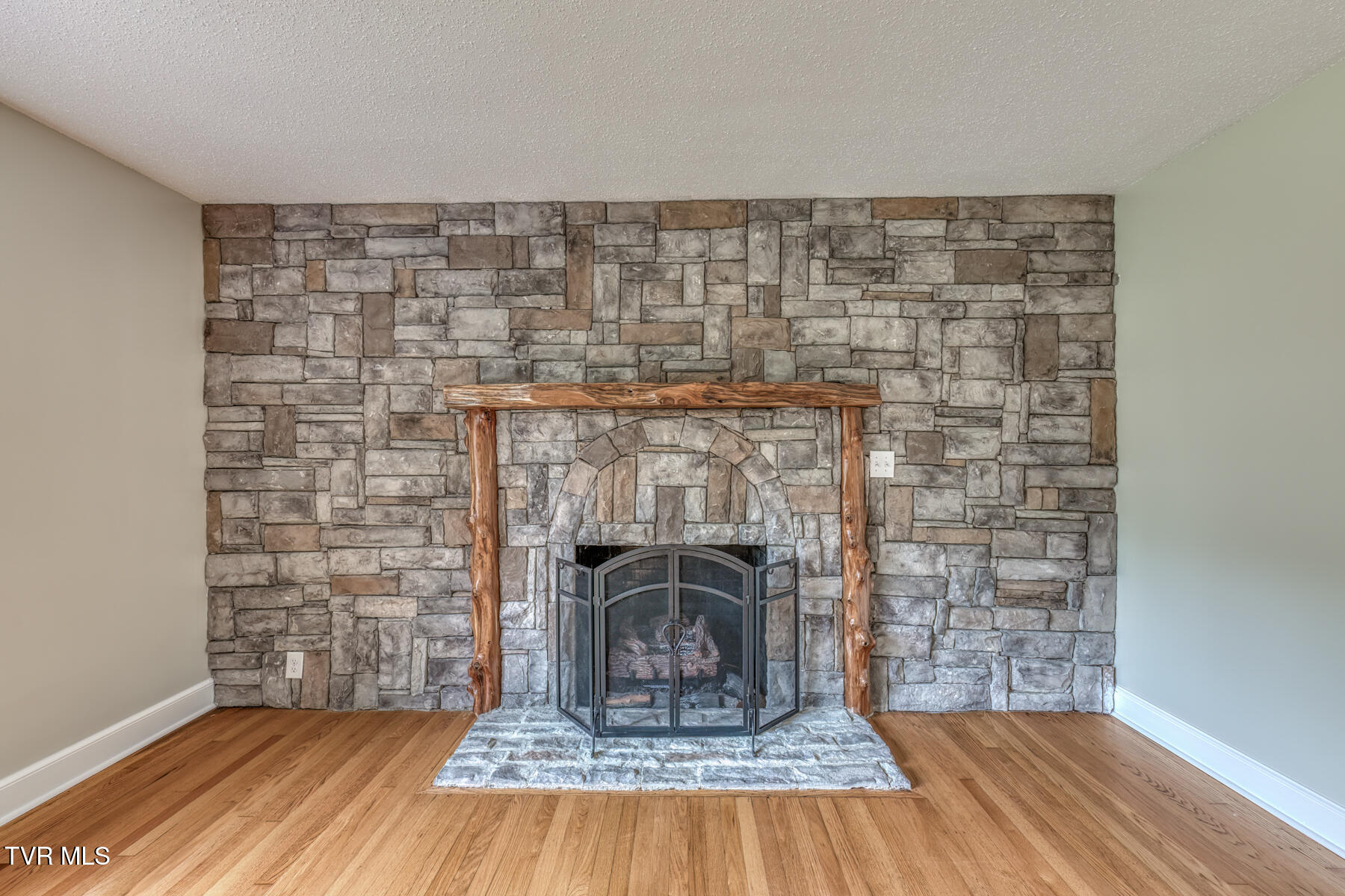 3935 Erwin Highway Afton, TN 37616 - Photo 24 of 83 3935 Erwin Hwy-23