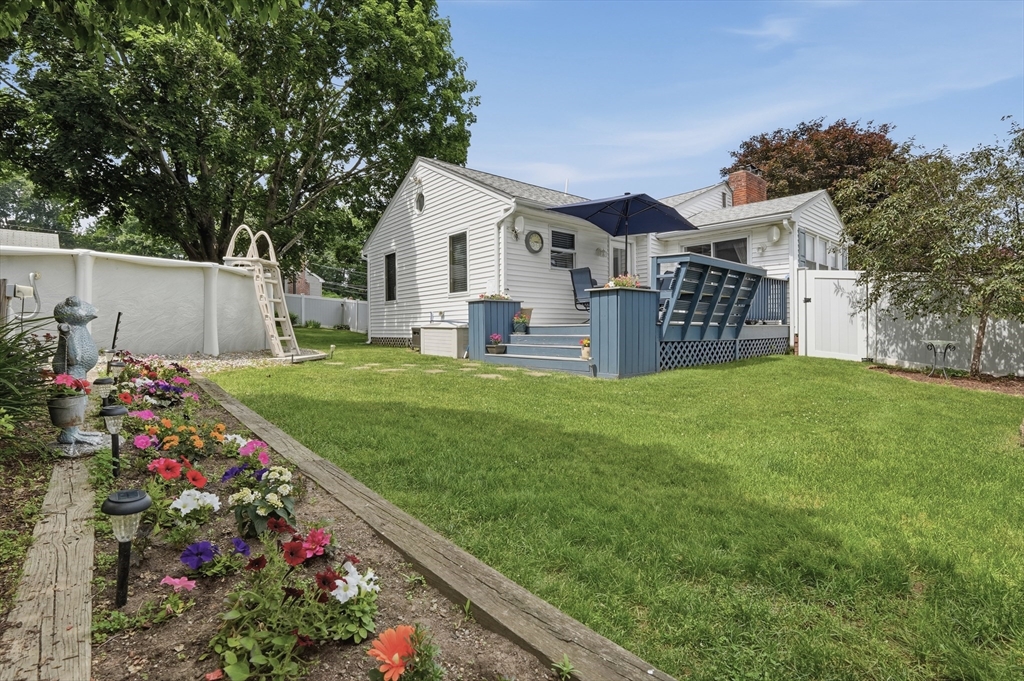 12 Edgewood Road Milford, MA 01757 - Photo 29 of 41