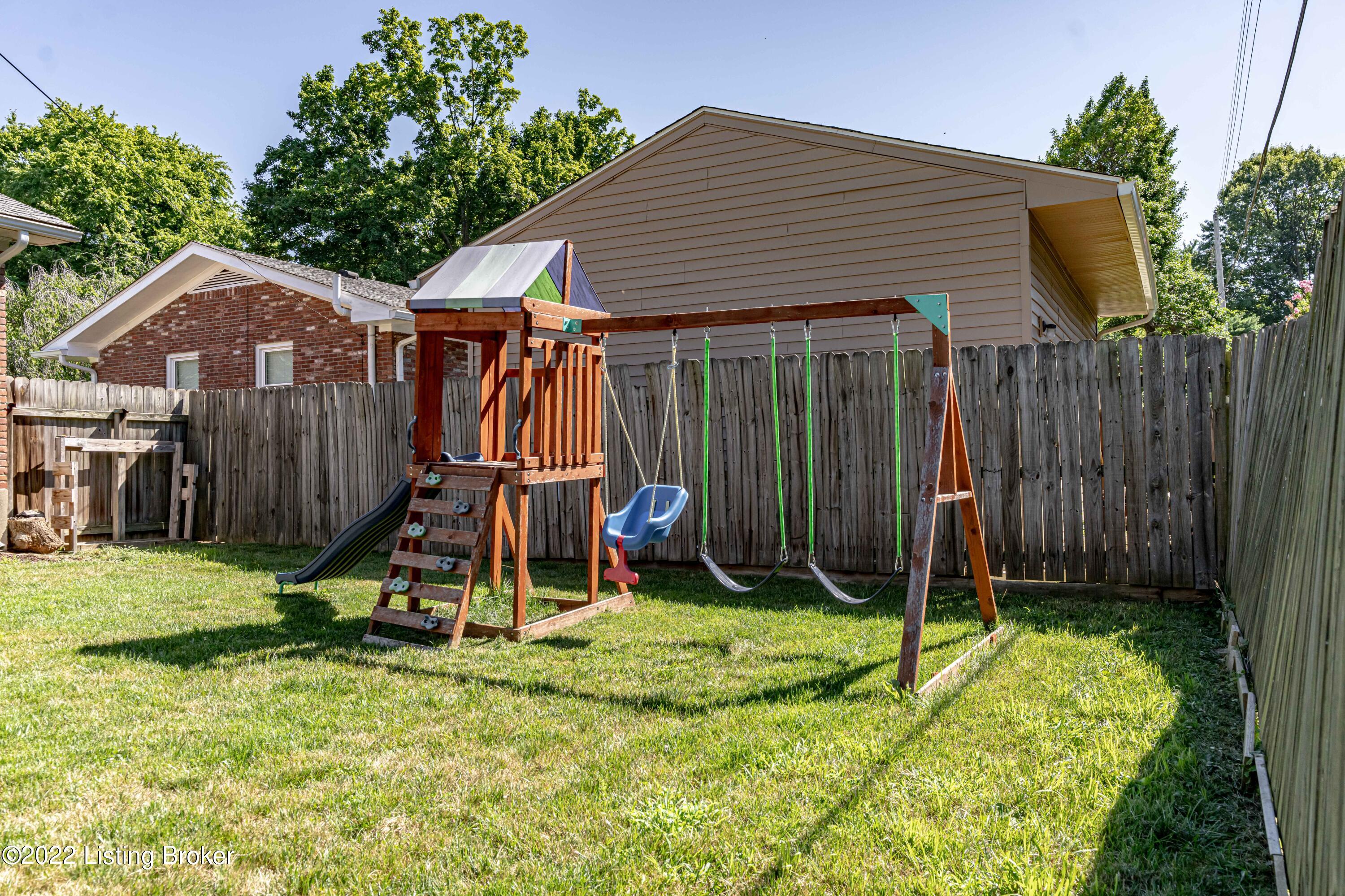 7404 Moredale Road Louisville, KY 40222 - Photo 55 of 64 DSC01390