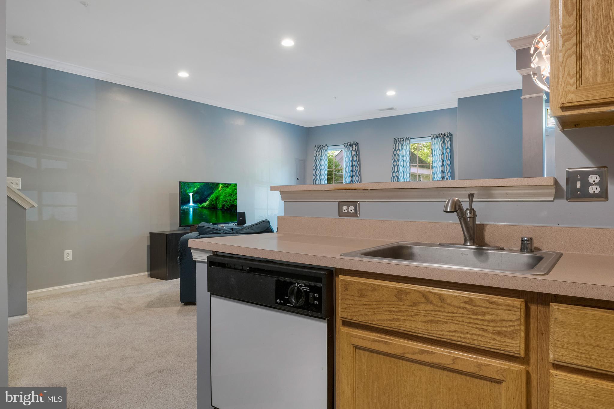 8705 Spring Brook Way Odenton, MD 21113 - Photo 10 of 26 Gallery Image 10