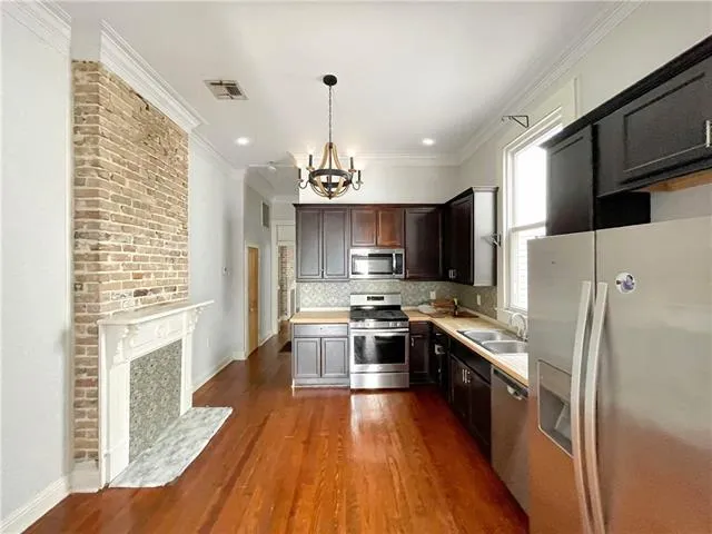 $1,800 | 4725 Iberville Street, New Orleans, LA 70119