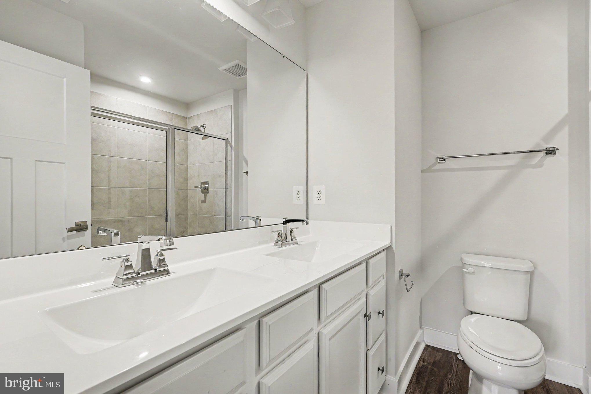 2616 Velocity Road Herndon, VA 20171 - Photo 14 of 26