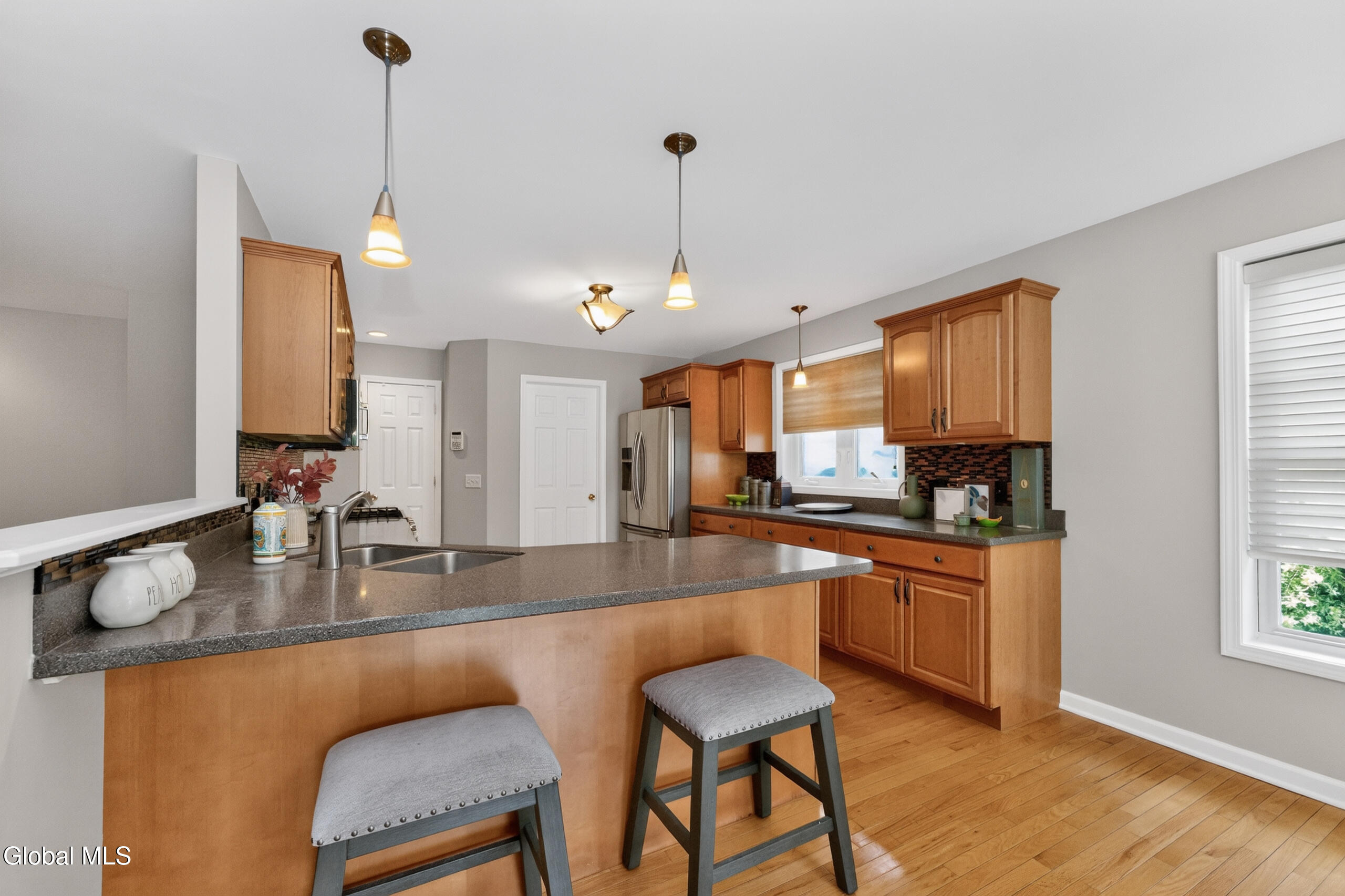 4303 Consaul Road Niskayuna, NY 12304 - Photo 10 of 35 Kitchen