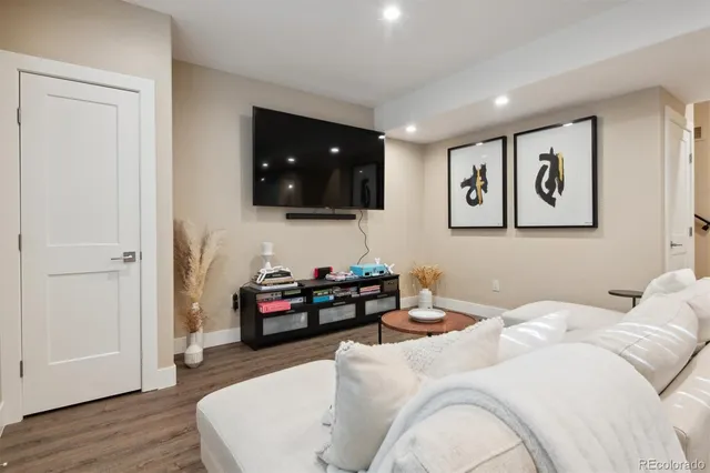 $900,000 | 147 Chapel Hill Circle, Brighton, CO 80601