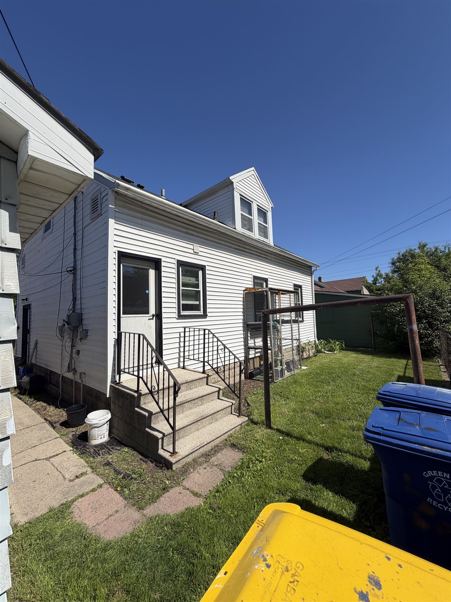 818 St George Street Green Bay, WI 54302 - Photo 3 of 4