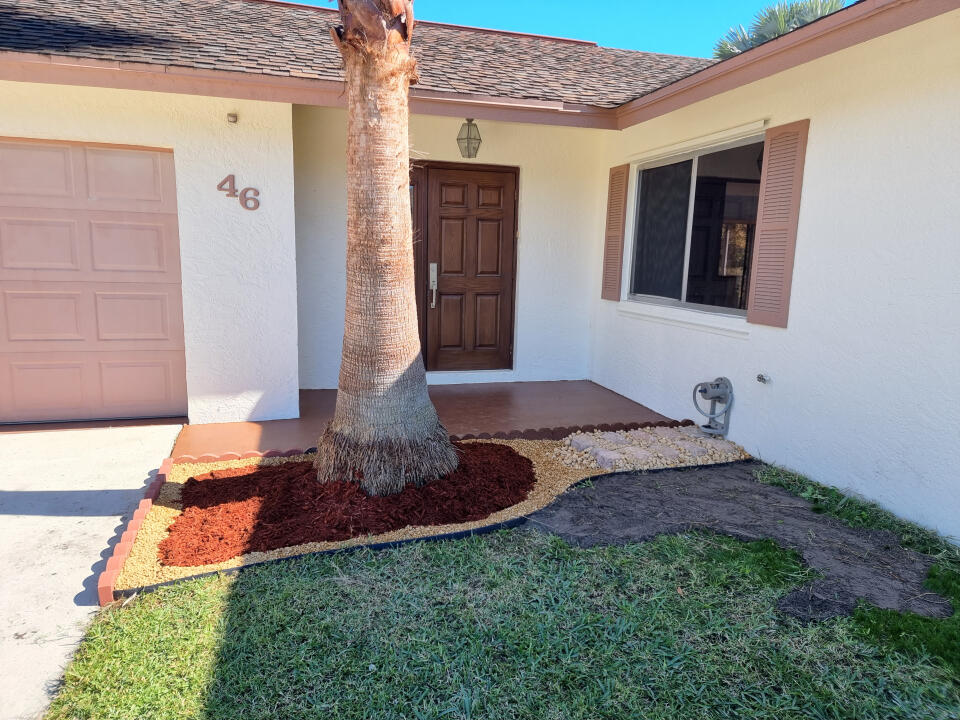 46 Vista Del Rio Boynton Beach, FL 33426 - Photo 2 of 19 2