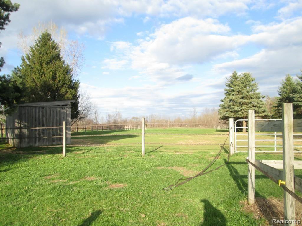 13087 Hogan Road Linden, MI 48451 - Photo 54 of 82 IMG_0708.jpg