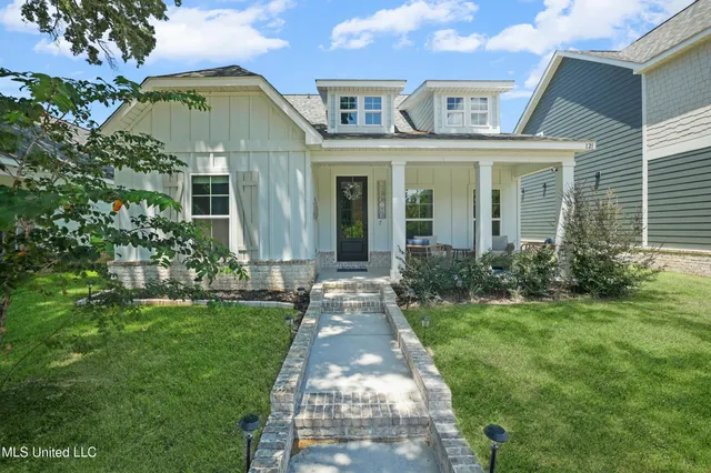 $499,900 | 121 Grande View Drive, Biloxi, MS 39531