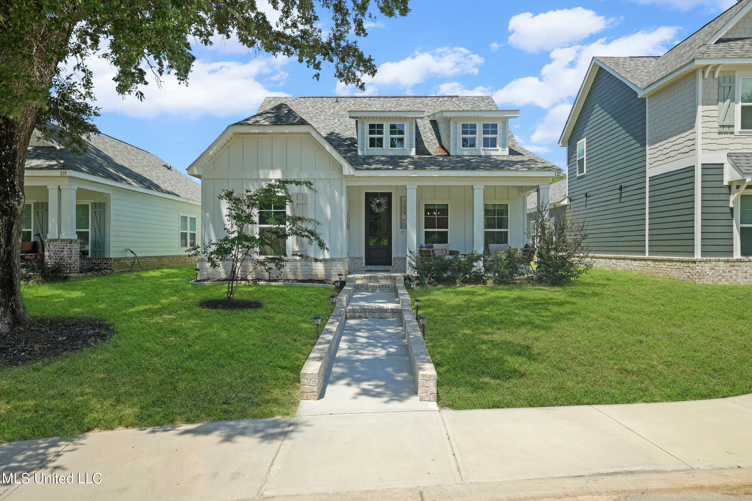 121 Grande View Drive Biloxi, MS 39531 - Photo 2 of 57 3_121 grande view dr, biloxi_cpm_009
