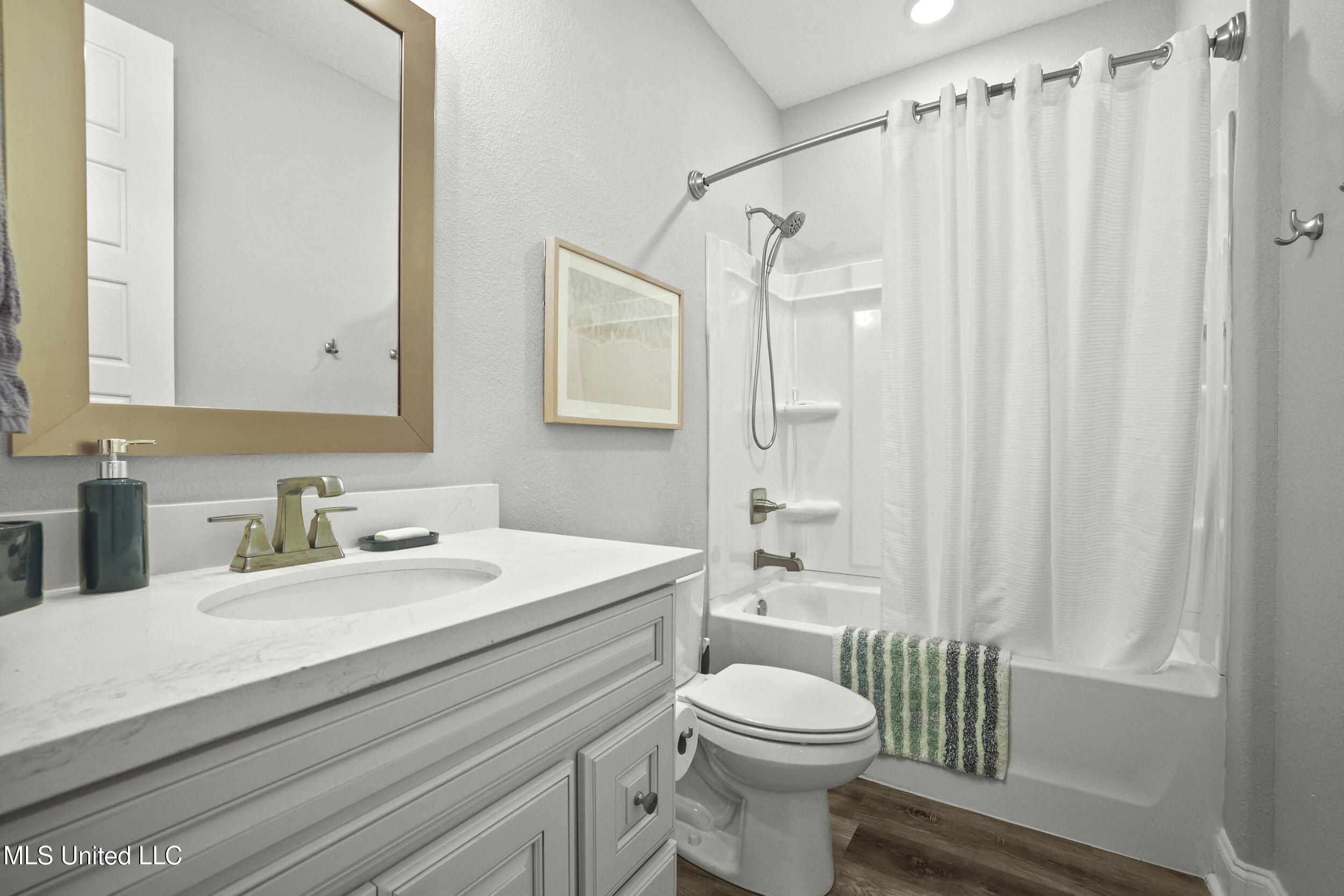 121 Grande View Drive Biloxi, MS 39531 - Photo 39 of 57 12_121 grande view dr, biloxi_cpm_054