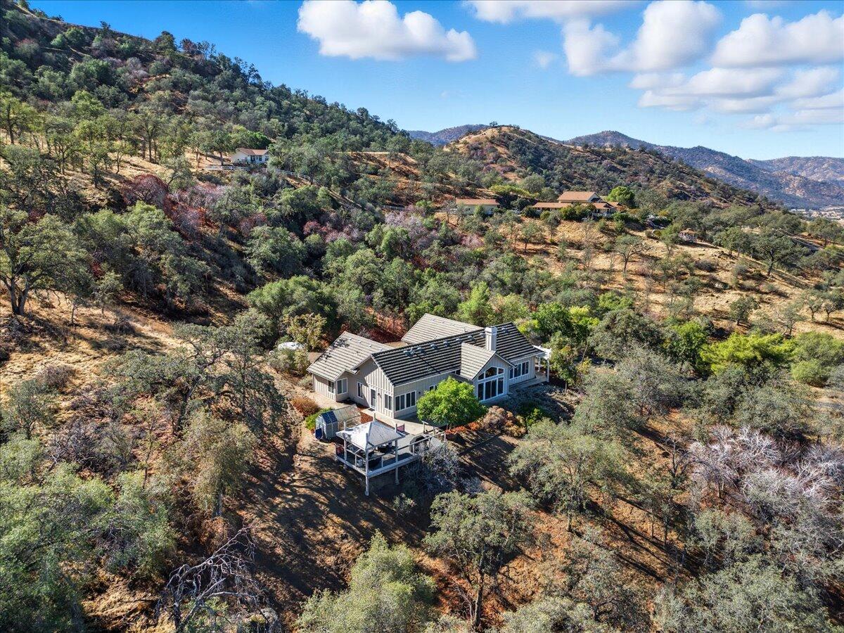 41299 East Mynatt Drive Three Rivers, CA 93271 - Photo 3 of 121 10-10