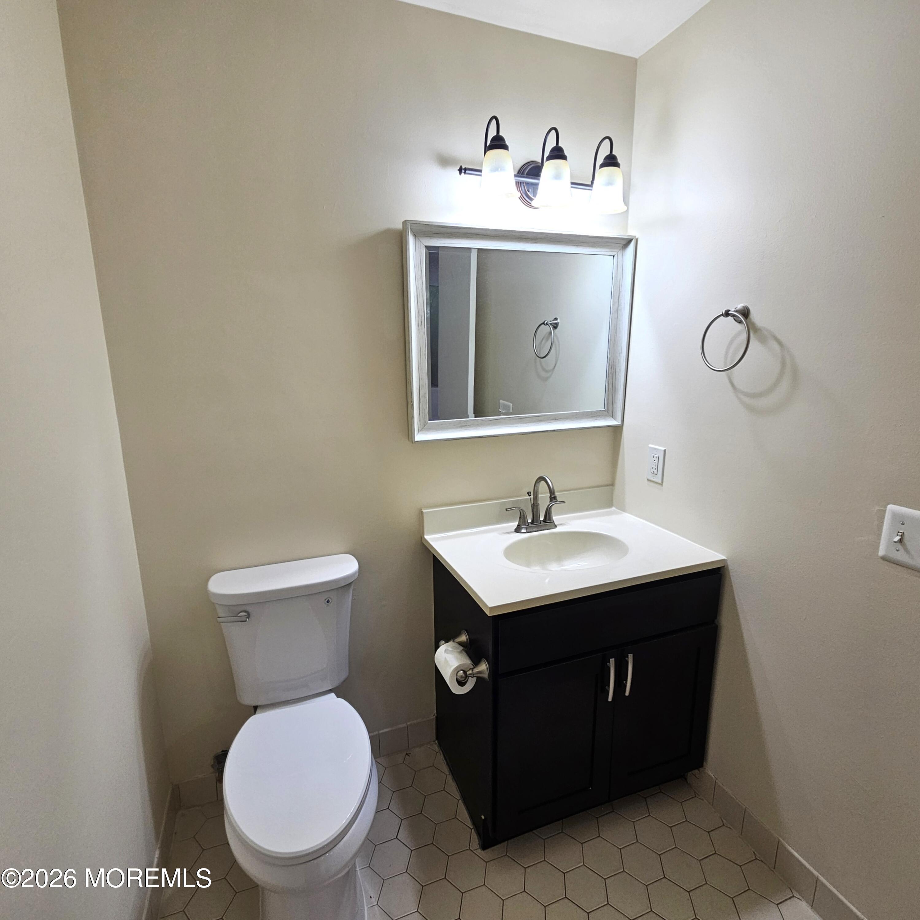 3 Millay Court Freehold, NJ 07728 - Photo 31 of 36 secondbedroomprivatebath