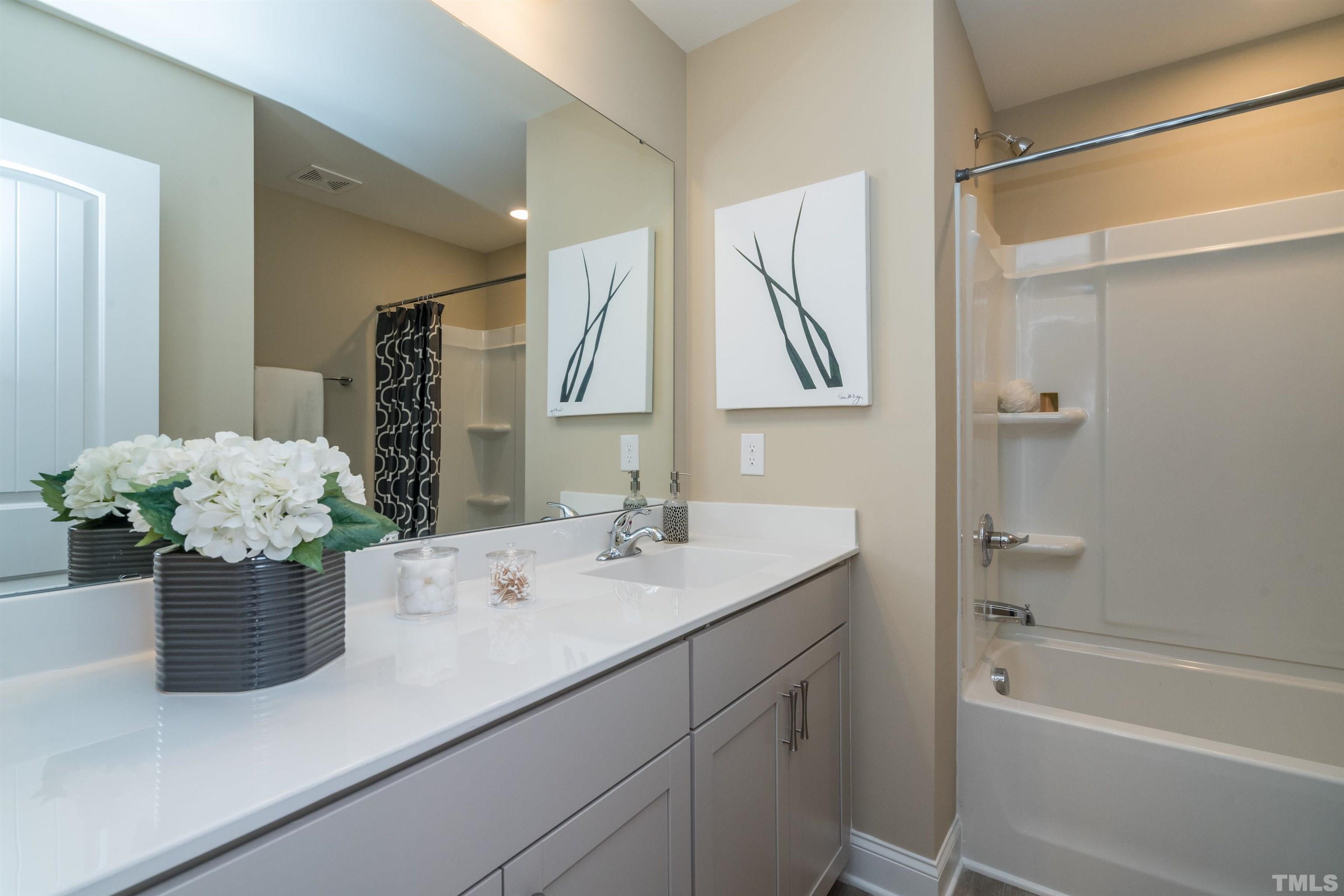 4716 Lord Fogelman Way, Unit 7 Raleigh, NC 27610 - Photo 33 of 36 Gallery Image 33