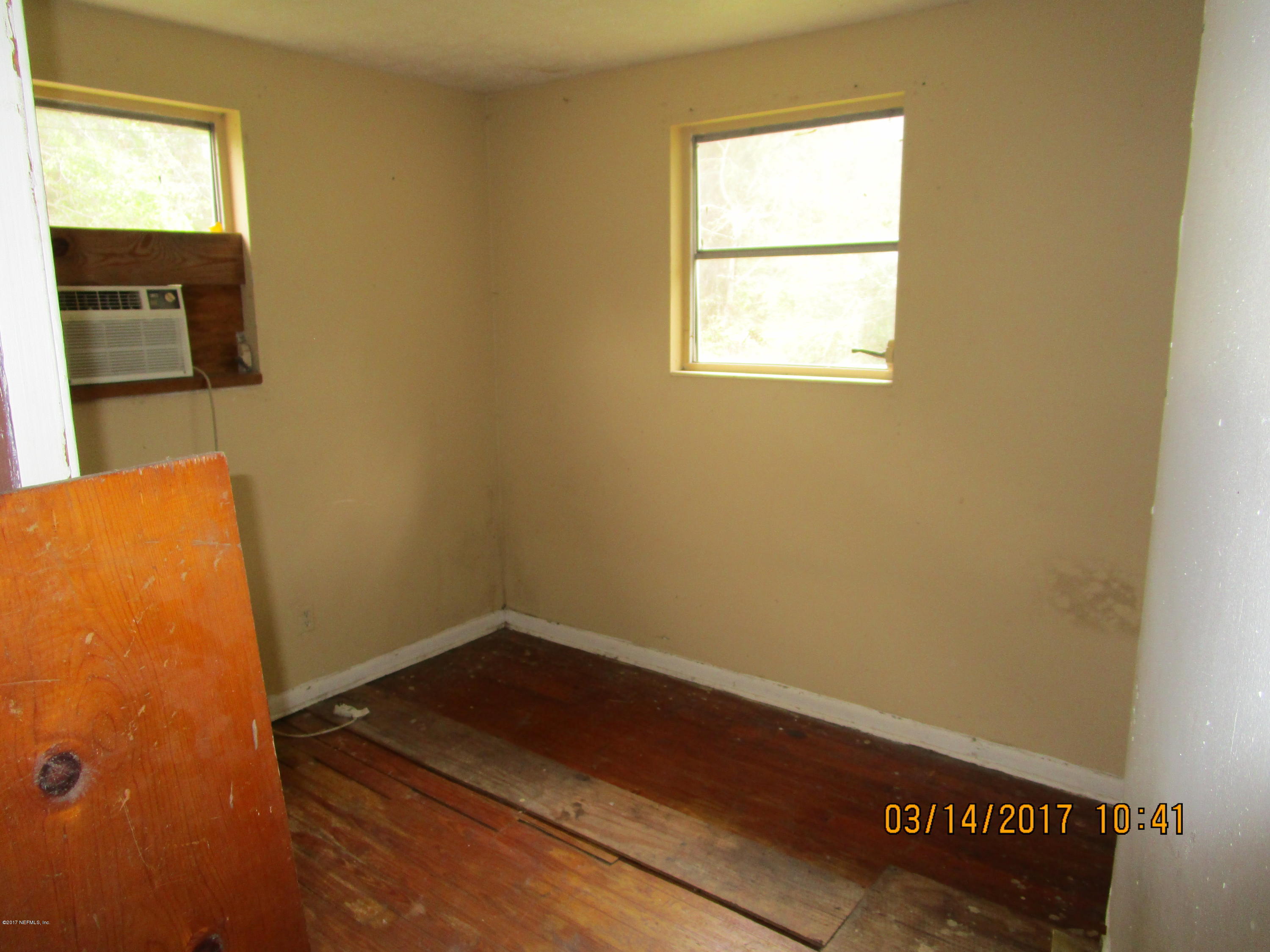 552 Bernard Road Jacksonville, FL 32218 - Photo 7 of 11 BR 2
