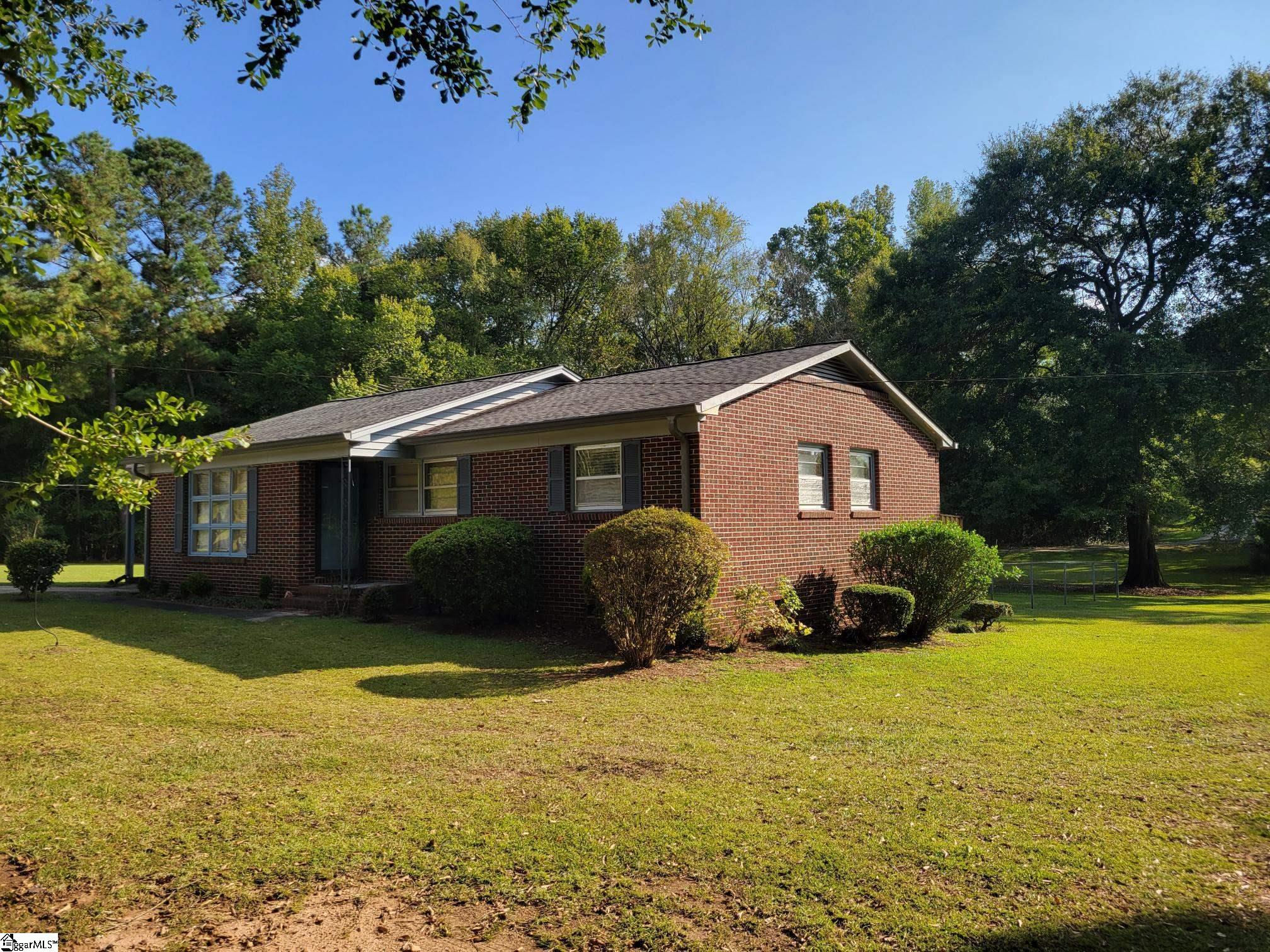 482 East Jerry Road Laurens, SC 29360 - Photo 1 of 16 Gallery Image 1