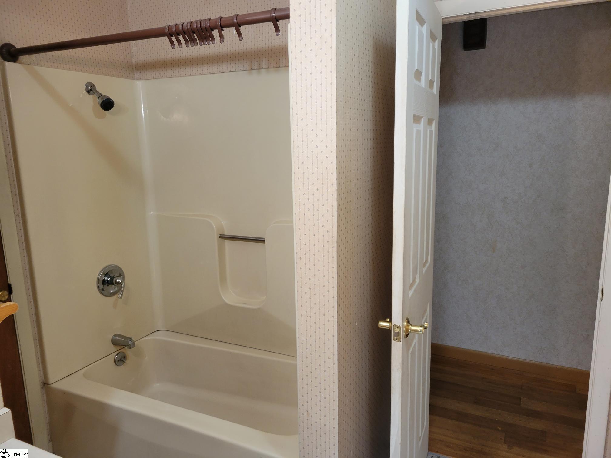 482 East Jerry Road Laurens, SC 29360 - Photo 14 of 16 Gallery Image 14