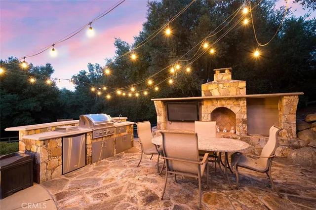 $1,899,980 | 40860 Calle Bandido, Murrieta, CA 92562