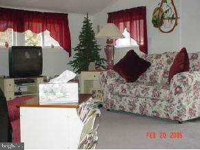 905 Radio Road Tuckerton, NJ 08087 - Photo 3 of 4