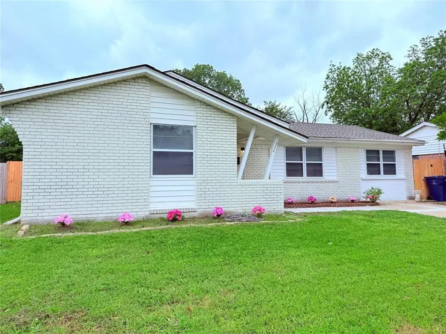 $304,000 | 522 Milky Way, Garland, TX 75040