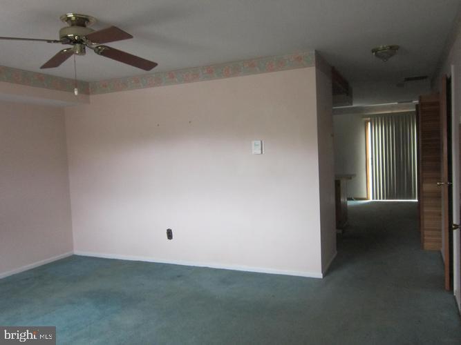85 Colonial Square Drive Lindenwold, NJ 08021 - Photo 3 of 14 Gallery Image 3