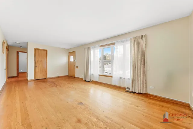 $174,900 | 22 Charing Cross Road, Chicago Heights, IL 60411