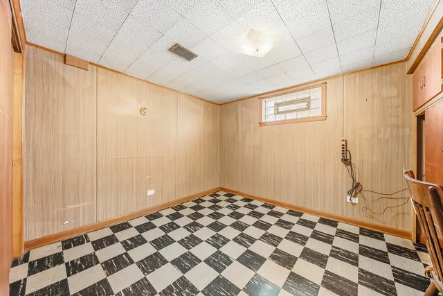 $174,900 | 22 Charing Cross Road, Chicago Heights, IL 60411