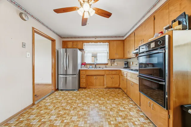 $174,900 | 22 Charing Cross Road, Chicago Heights, IL 60411