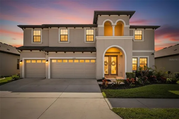 $814,900 | 12444 Horseshoe Bend Drive, Lithia, FL 33547