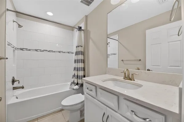 $814,900 | 12444 Horseshoe Bend Drive, Lithia, FL 33547