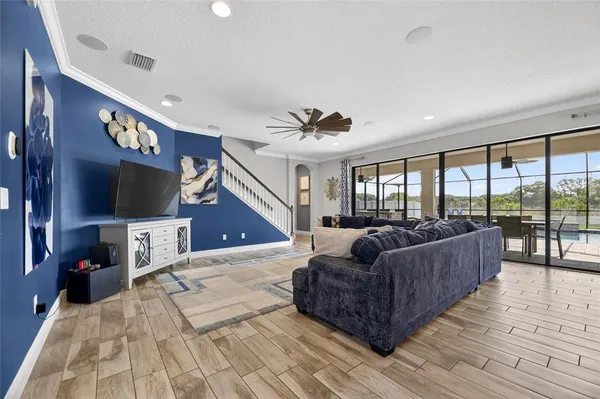 $814,900 | 12444 Horseshoe Bend Drive, Lithia, FL 33547