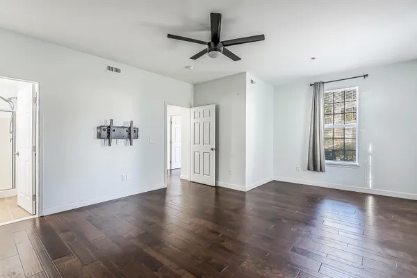 $284,900 | 922 Summerfield Glen, Ann Arbor, MI 48103