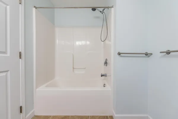 $284,900 | 922 Summerfield Glen, Ann Arbor, MI 48103