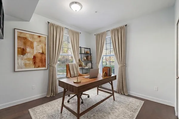 $284,900 | 922 Summerfield Glen, Ann Arbor, MI 48103
