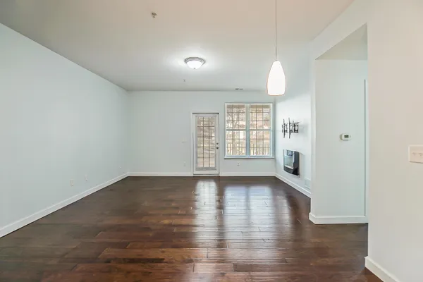 $284,900 | 922 Summerfield Glen, Ann Arbor, MI 48103