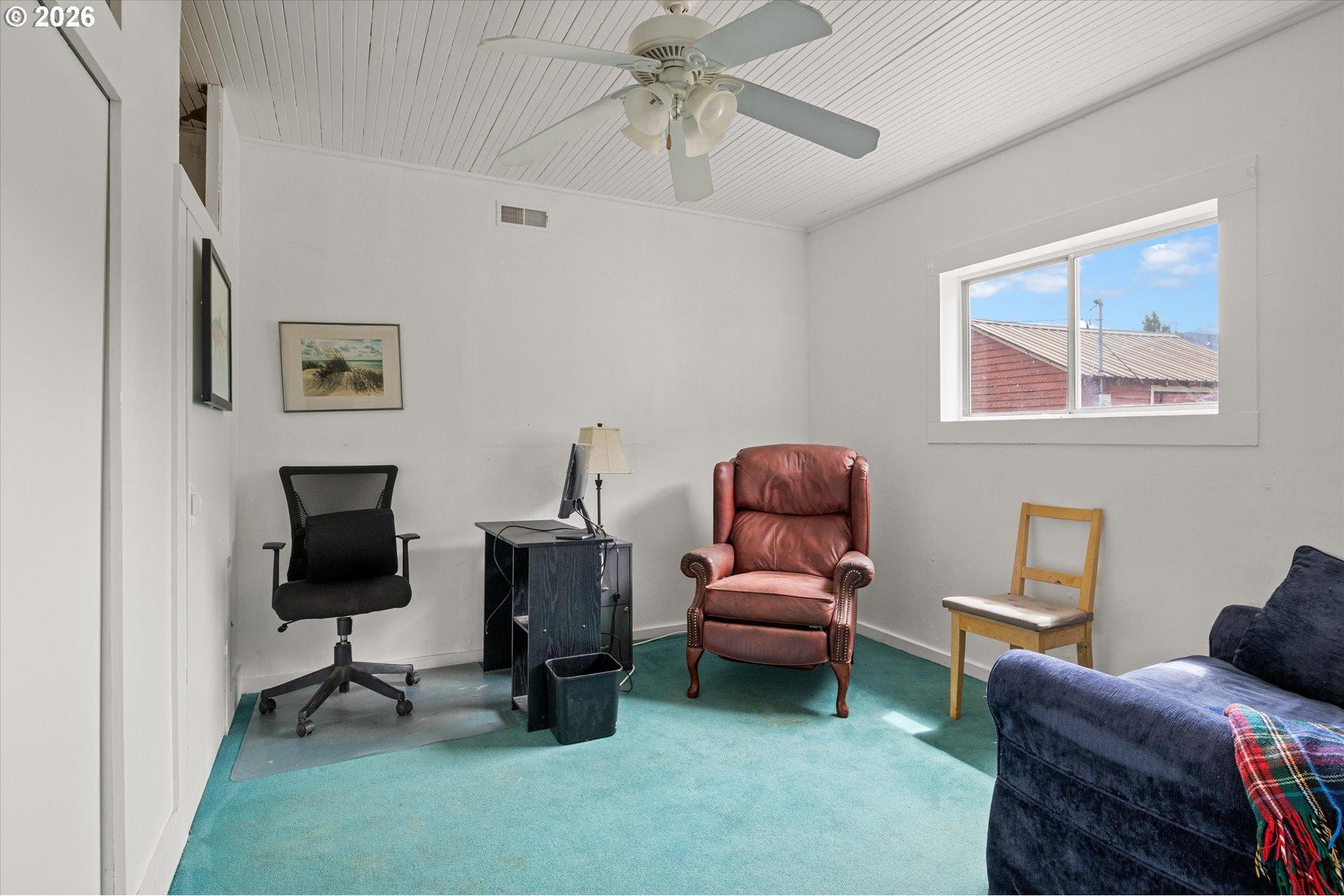 5586 Upper Cow Creek Road Azalea, OR 97410 - Photo 14 of 40 Gallery Image 14