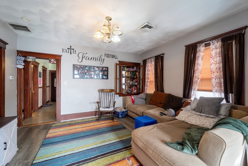 6 Lund Street Worcester, MA 01607 - Photo 9 of 14