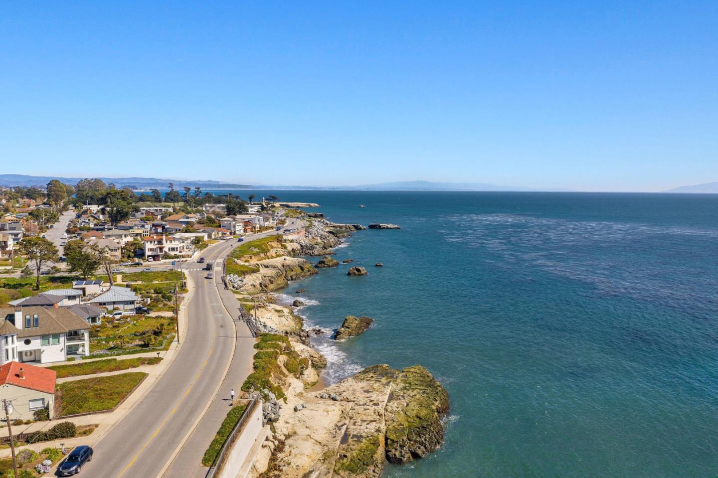 514 Washington Street Santa Cruz, CA 95060 - Photo 19 of 25 a view of a city