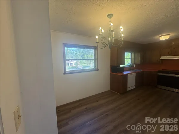 $1,650 | 1203 Hibriten Drive Southeast, Lenoir, NC 28645