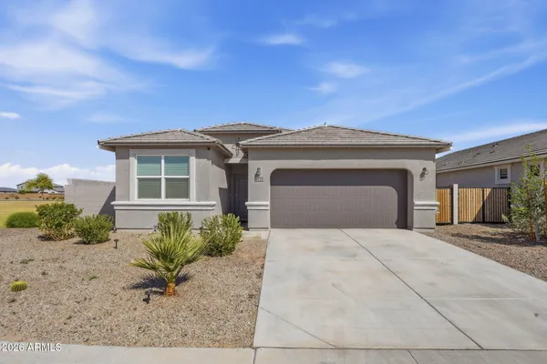 $1,900 | 35834 West San Ildefanso Avenue, Maricopa, AZ 85138