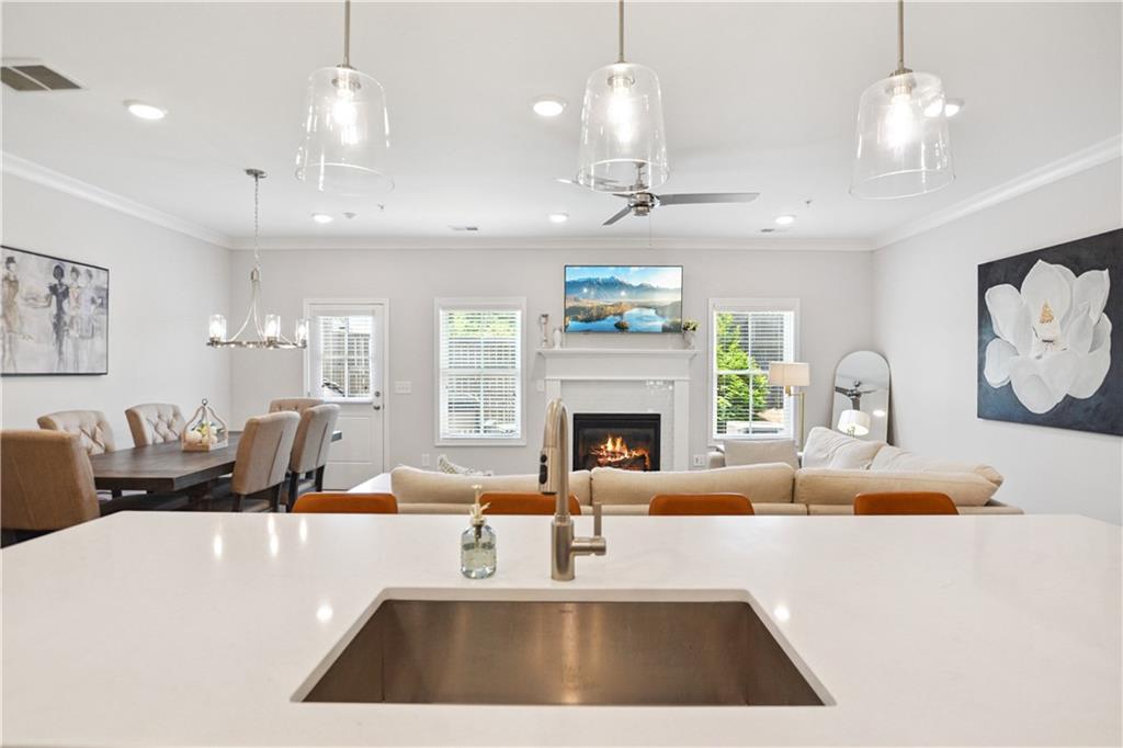 765 Trevett Way Marietta, GA 30066 - Photo 5 of 44