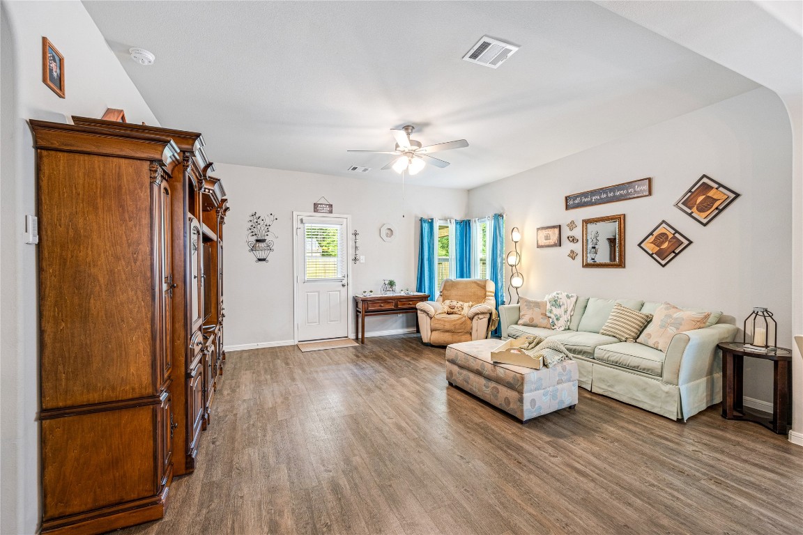 26328 Cooperstown Way Splendora, TX 77372 - Photo 5 of 41