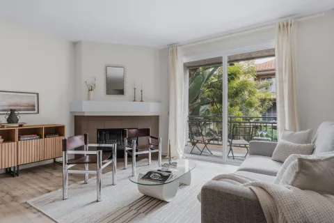 $495,000 | 2150 Camino De La Reina, Unit 216, San Diego, CA 92108