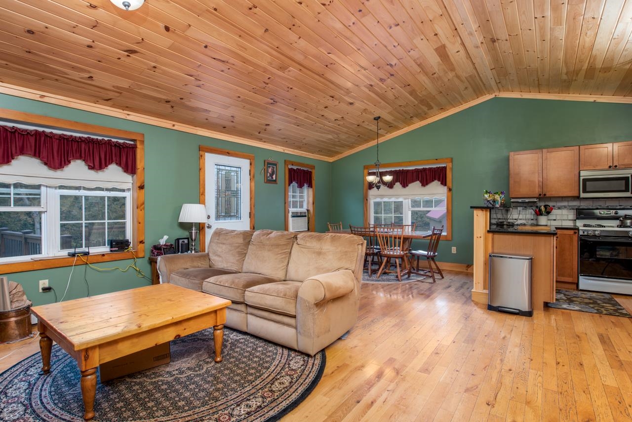 65 Ellsworth Road Fletcher, VT 05448 - Photo 7 of 37