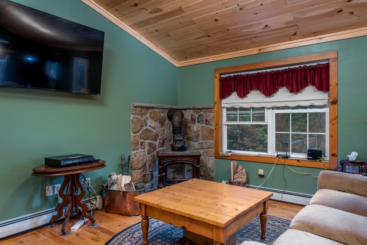 65 Ellsworth Road Fletcher, VT 05448 - Photo 9 of 37