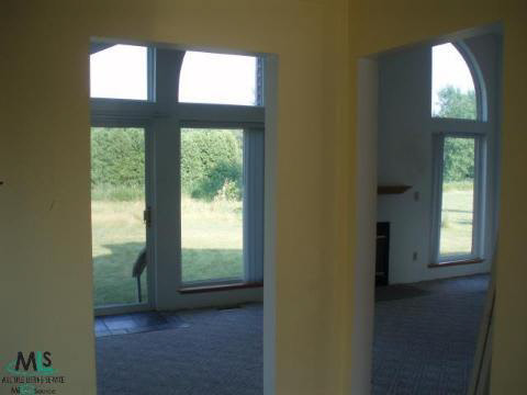 7054 Meldrum Road Fair Haven, MI 48023 - Photo 4 of 9 398668-3.JPG
