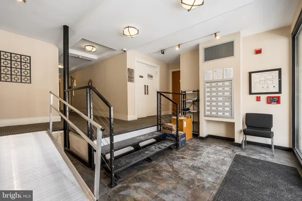 $3,000 | 4840 MacArthur Boulevard Northwest, Unit 307, Washington, DC 20007