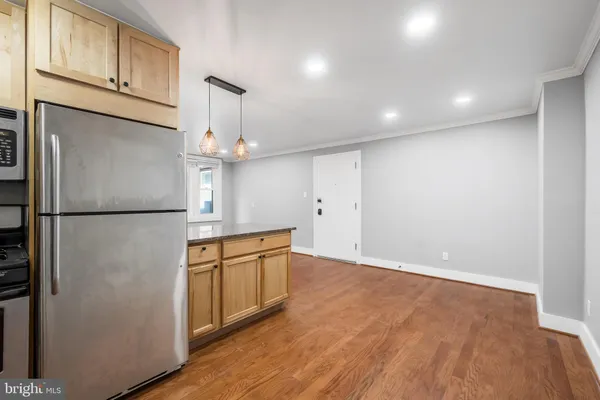 $3,000 | 4840 MacArthur Boulevard Northwest, Unit 307, Washington, DC 20007