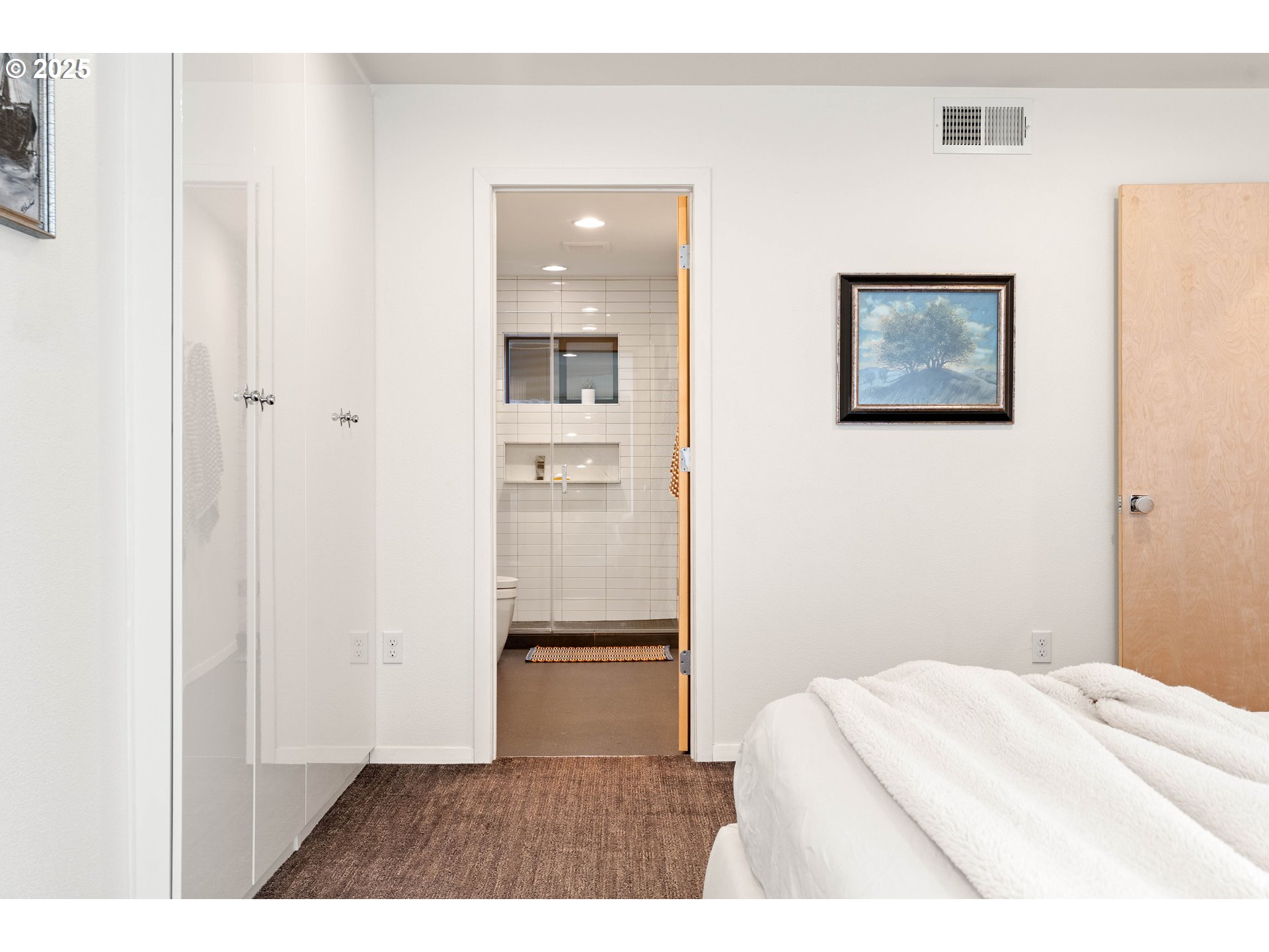 7615 Southwest 35th Avenue Portland, OR 97219 - Photo 31 of 48 Gallery Image 31