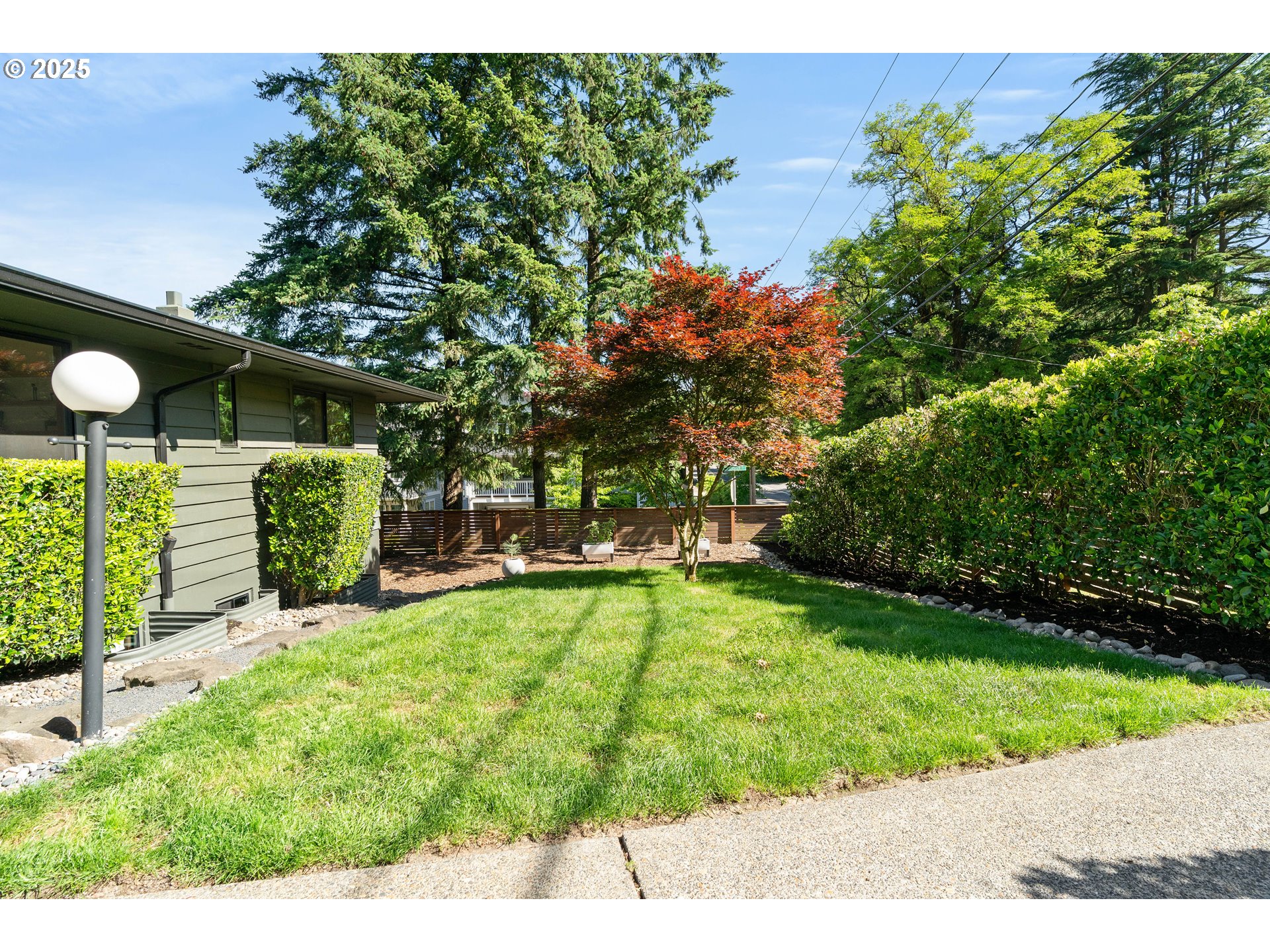 7615 Southwest 35th Avenue Portland, OR 97219 - Photo 38 of 48 Gallery Image 38