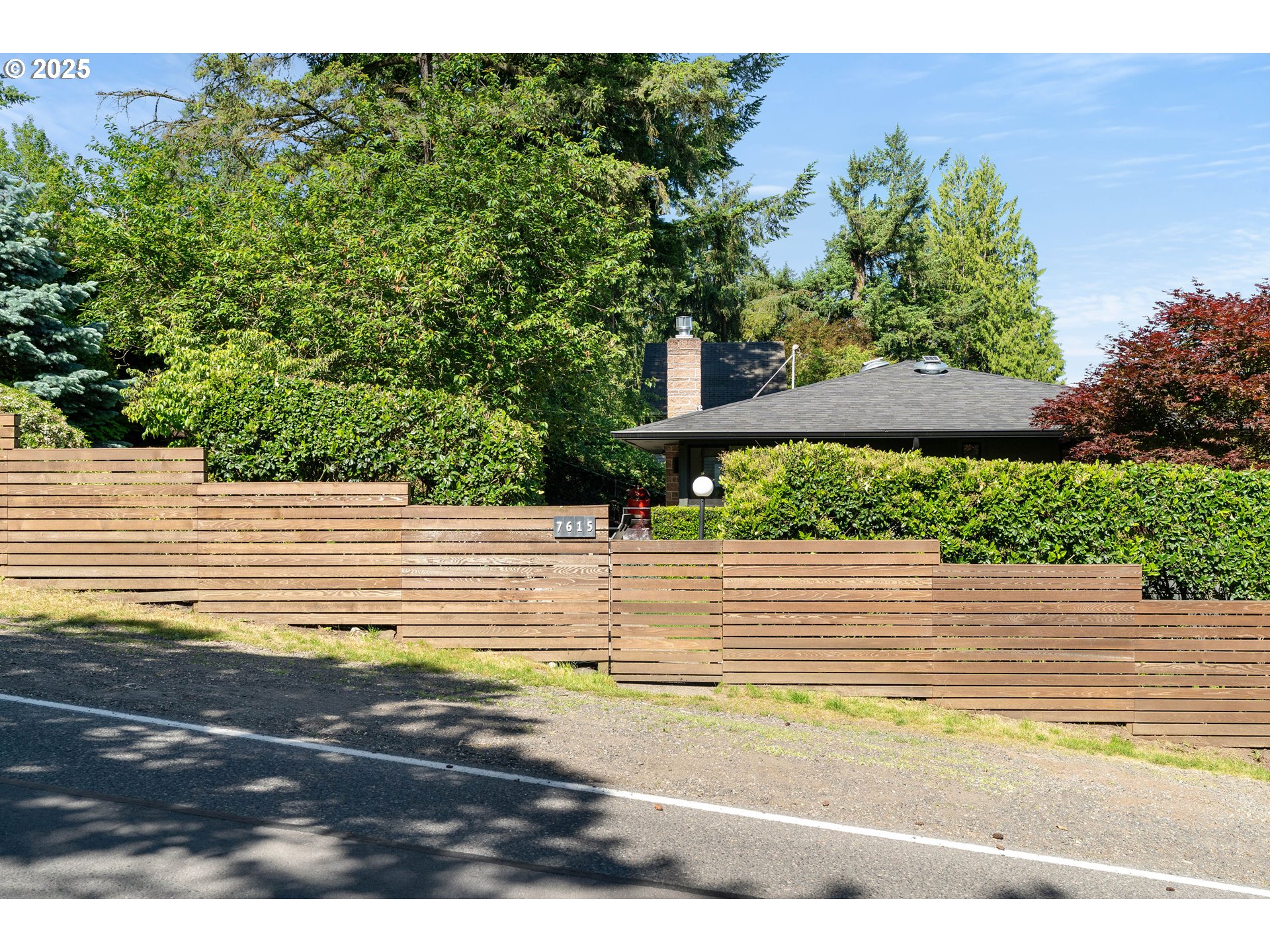 7615 Southwest 35th Avenue Portland, OR 97219 - Photo 40 of 48 Gallery Image 40